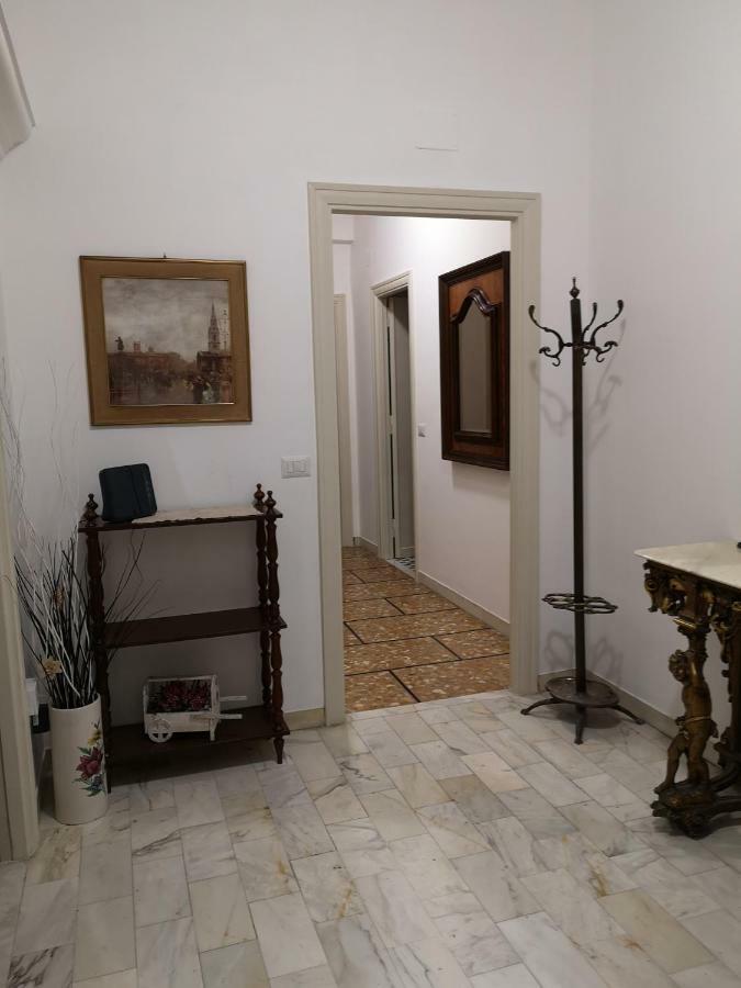 La Casa Di Chiara Roma Exterior foto